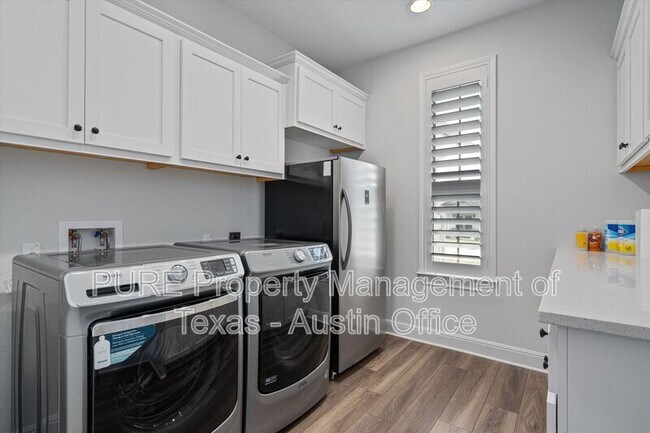 Building Photo - 1138 Woodpark Ln