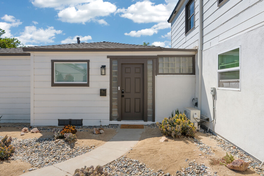 Front door to the house, digital lock - 4510 48th St