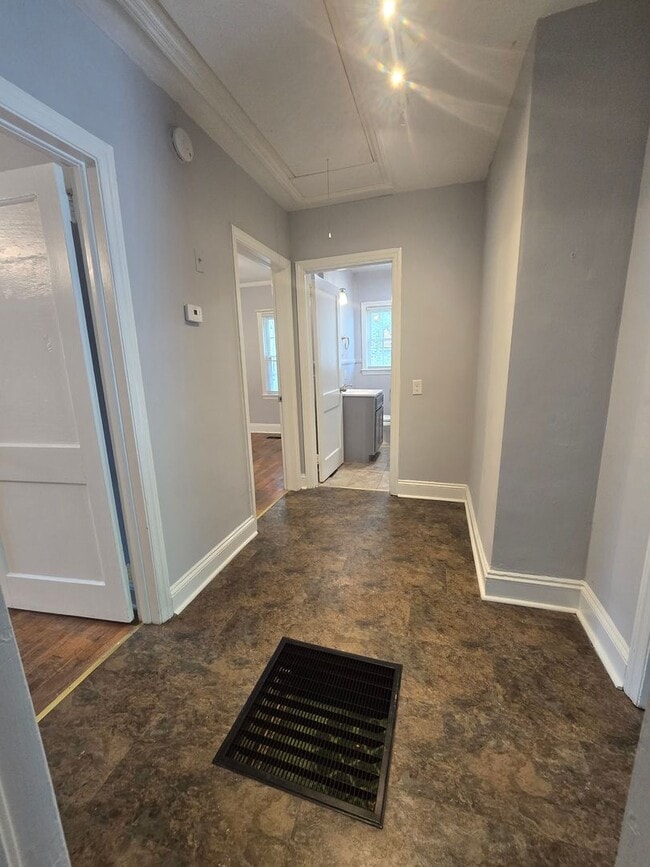 Building Photo - New Listing!!!