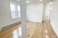 Building Photo - 452 64th St
