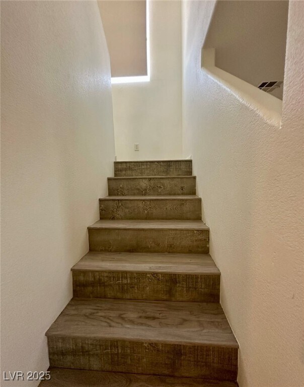 Building Photo - 7828 Wavering Pine Dr