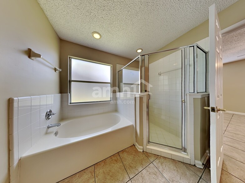 Building Photo - 2720 Cold Creek Blvd