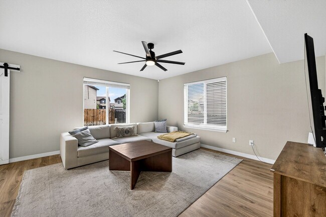 Building Photo - 6275 Wild Turkey Dr