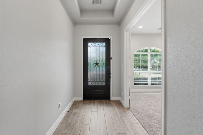 Building Photo - 103 Boarsmen Ct