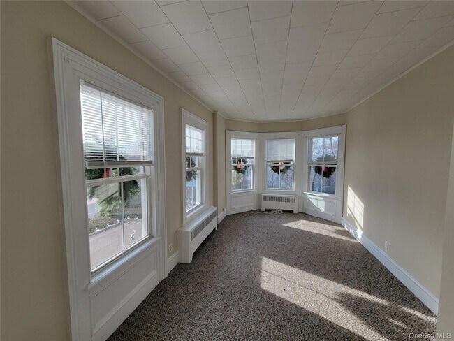 Building Photo - 475 Route 25a Unit UNIT B