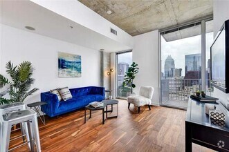 Building Photo - 360 Nueces St