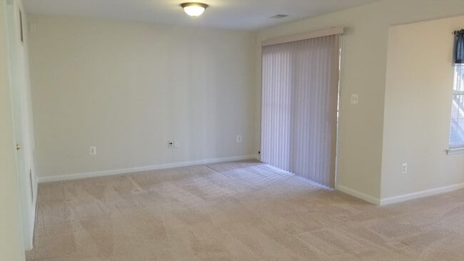 Building Photo - 1616 Benoli Ct