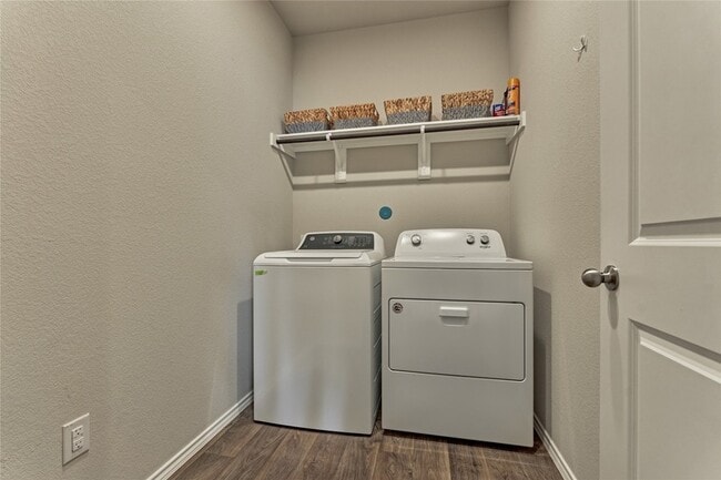 Building Photo - 13959 Leigh Lake Ln