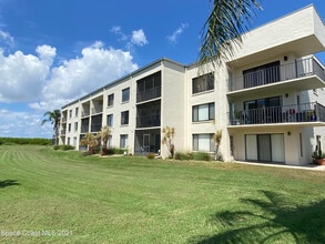 Building Photo - 200 International Dr