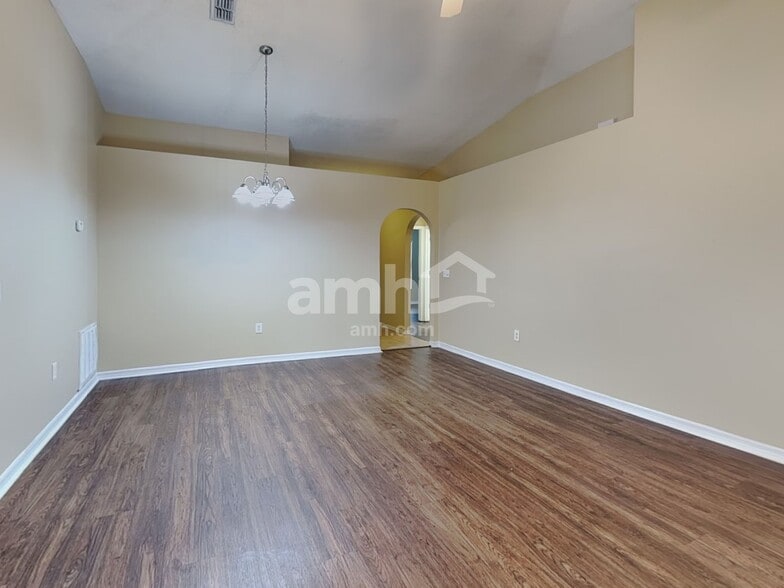 Building Photo - 1644 Stefan Cole Ln