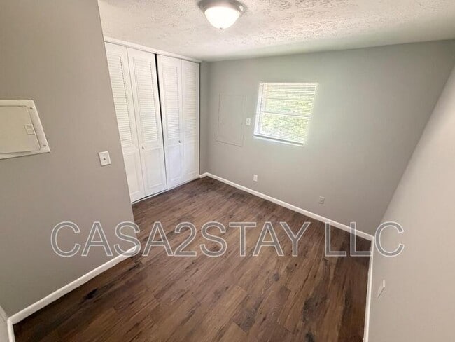 Building Photo - 5104 Malibu Ct