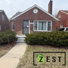 Building Photo - Amazing 3 Bedroom 1 Bathroom