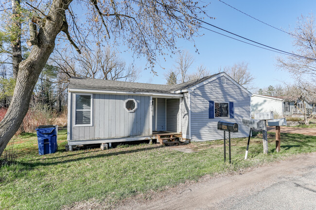Primary Photo - 209 Kirkwood St