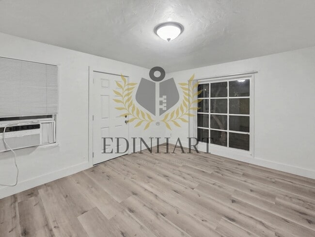 Building Photo - 1838 Monterey St