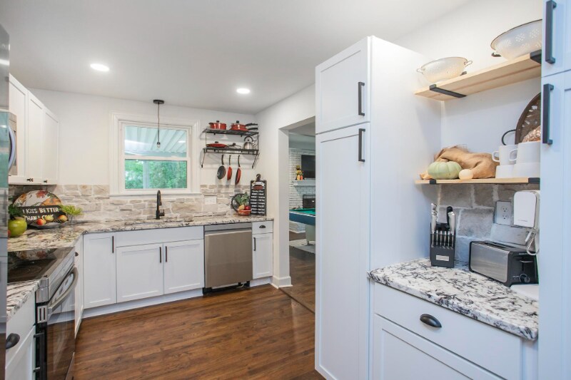 Building Photo - 2314 Deerwood Rd