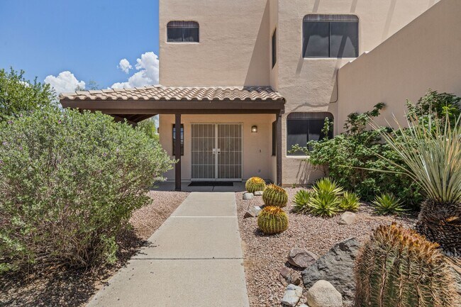 Building Photo - Beautiful Santa Fe Home on Large Corner Lot!