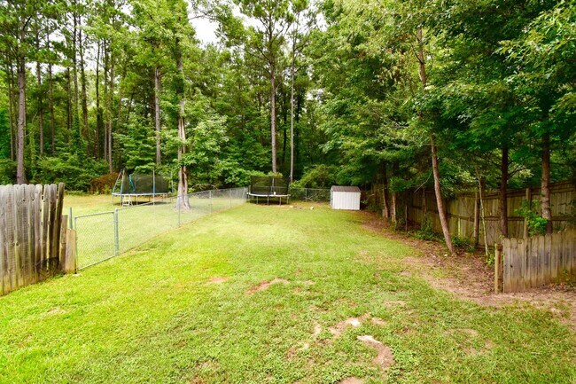 Building Photo - 3 Bed, 2 Bath Home in Ruston