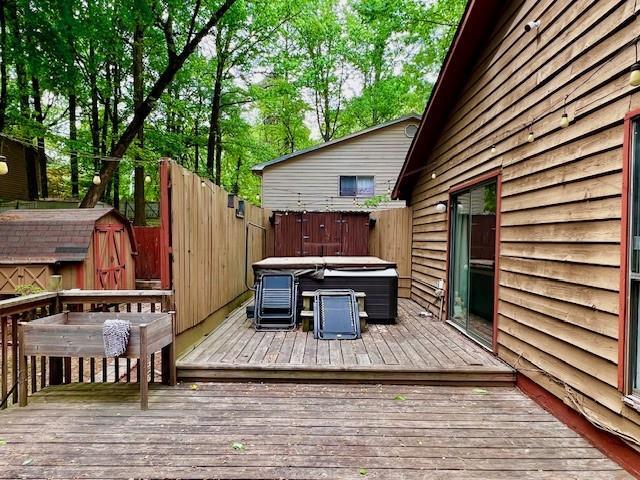 Building Photo - 1347 Indian Way NW