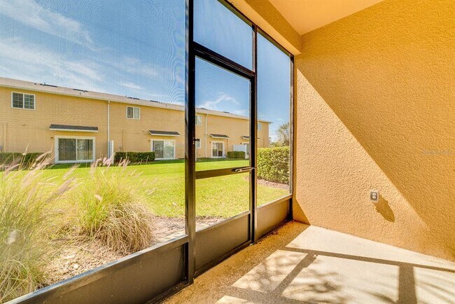 Building Photo - 10114 Willow Grove Ct