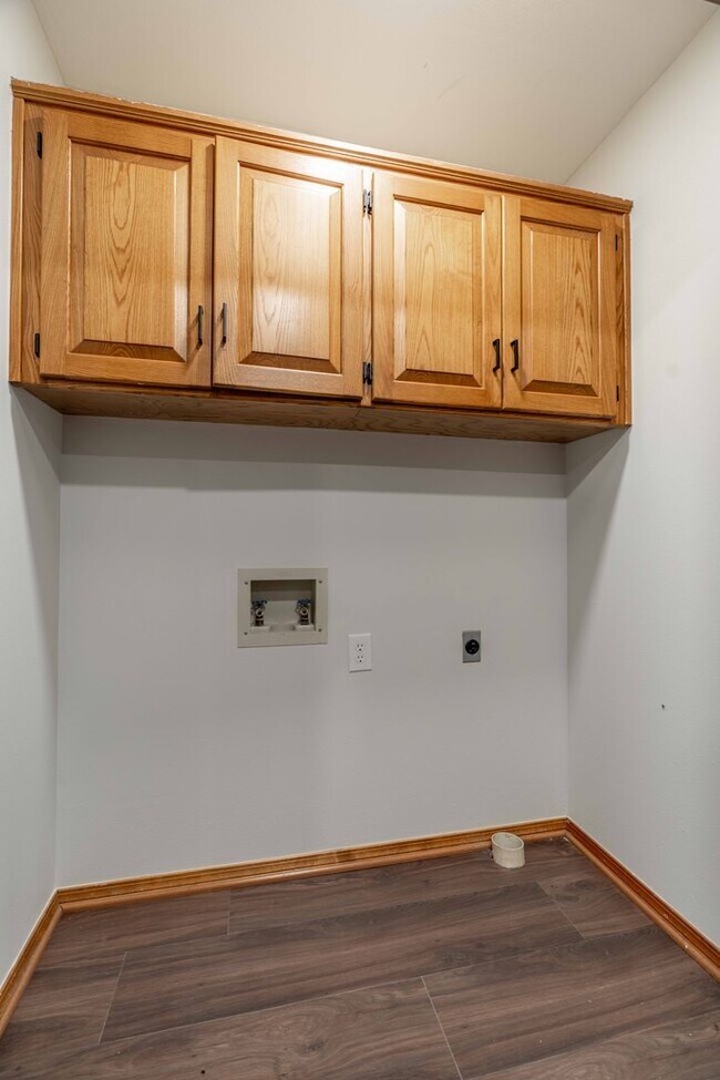 Building Photo - Charming 3-bedroom 2 bath Home in Bella Vi...