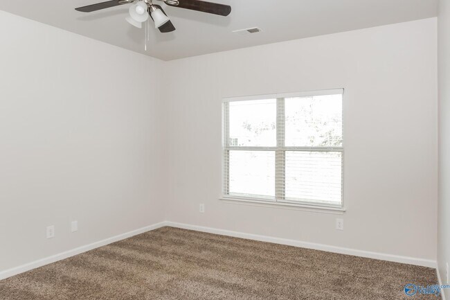 Building Photo - 14853 Norfleet Dr