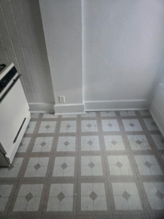 Building Photo - 414 S Beaver Ave