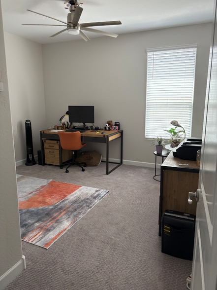 Building Photo - 37852 W San Clemente St