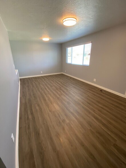 Building Photo - 3515 W 8315 S