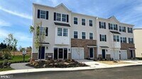 Building Photo - 8207 Brodie Ct