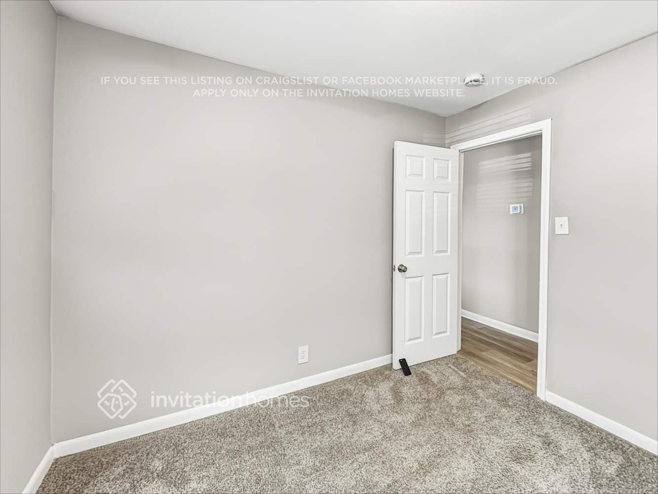 Building Photo - 544 Oakside Dr SW