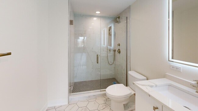 Building Photo - 550 Sheridan Square