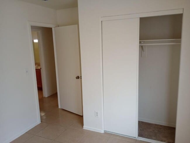 Building Photo - 4 bedroom in Eloy AZ 85131