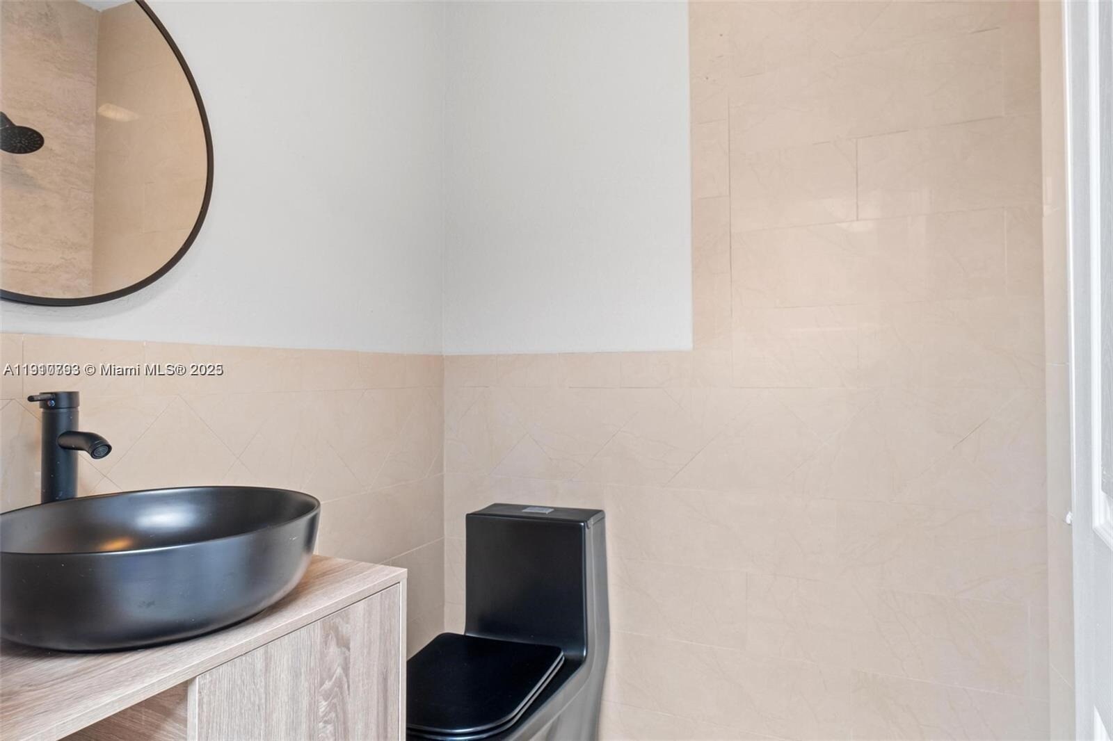 Building Photo - 9173 NW 147th Ter