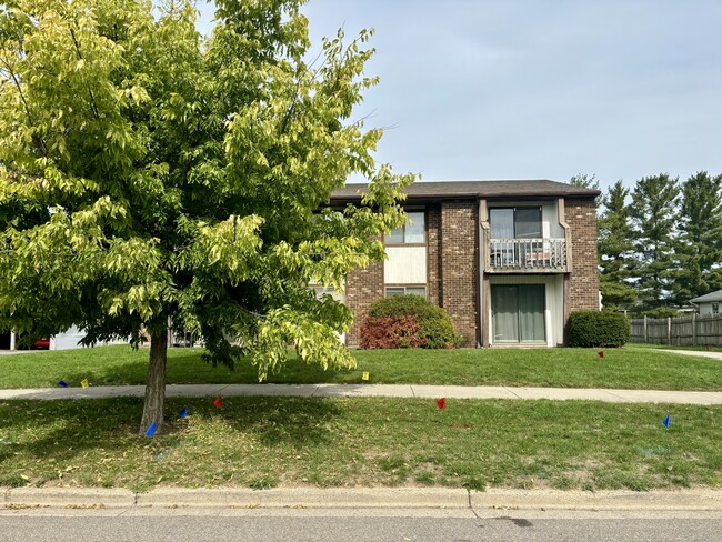 Primary Photo - 1153 Country Ln