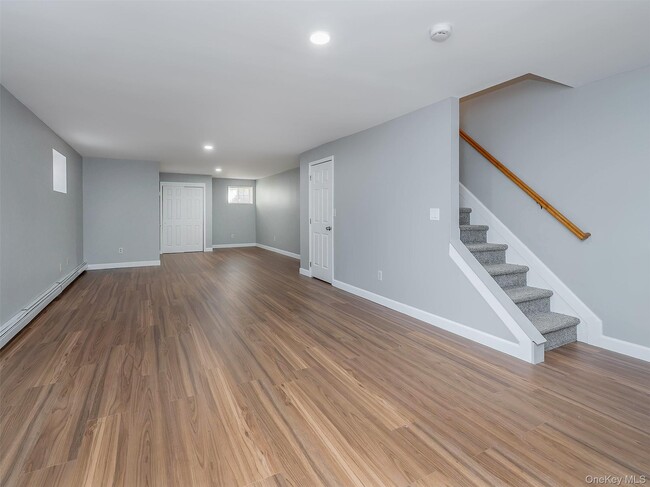 Building Photo - 78 B Ashwood Rd