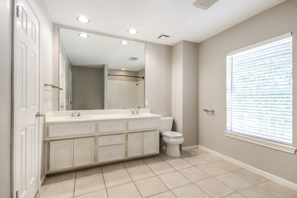 Building Photo - 3102 Hickory Falls Dr