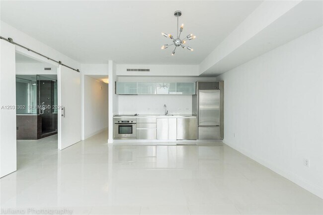 Building Photo - 1040 Biscayne Blvd