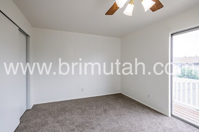 Building Photo - 4456 S Albright Dr