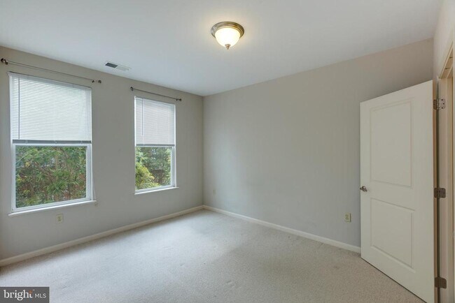 Building Photo - 2665 Prosperity Ave