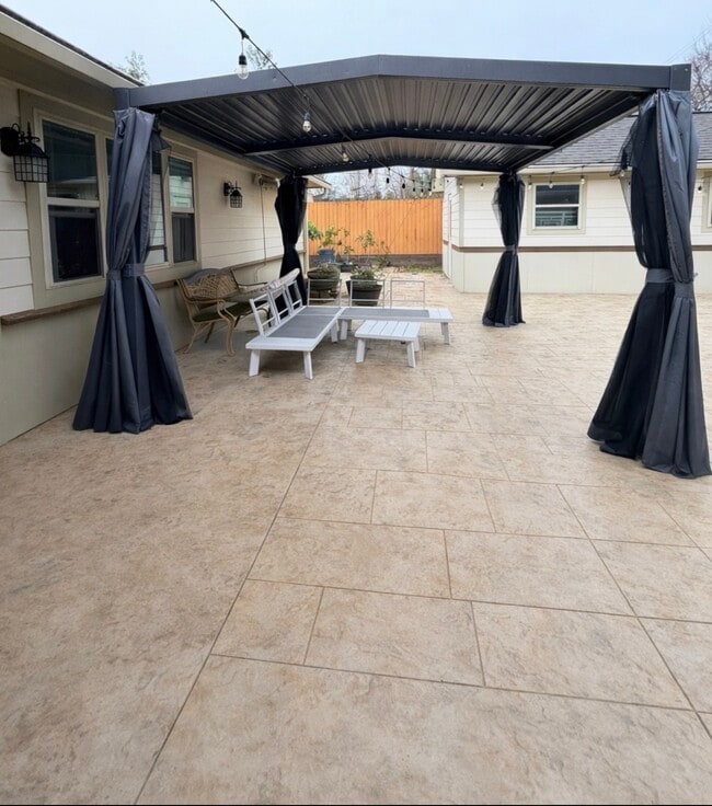 Building Photo - 9770 Tappenbeck Dr