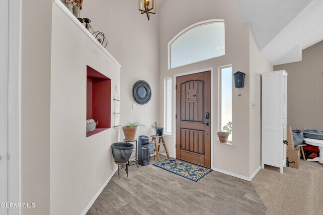 Building Photo - 12521 Paseo Alegre Dr