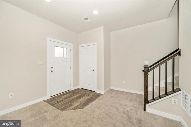 Building Photo - 3635 Stone Barn Dr