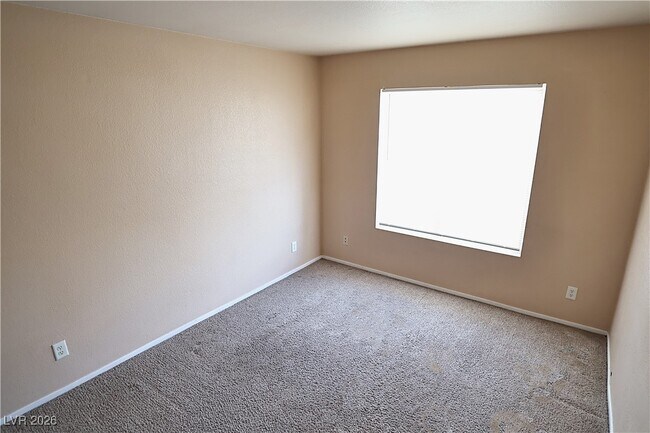 Building Photo - 425 Don Fernando Circle