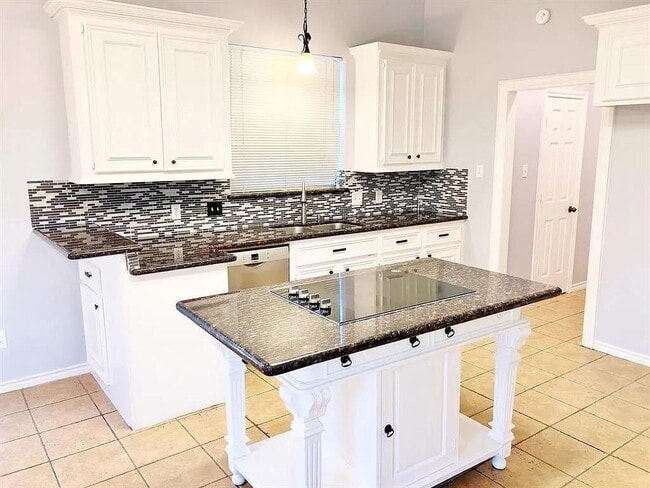 Building Photo - 13714 Quail Forest Dr