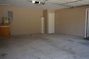 Building Photo - 2416 Roosevelt Dr