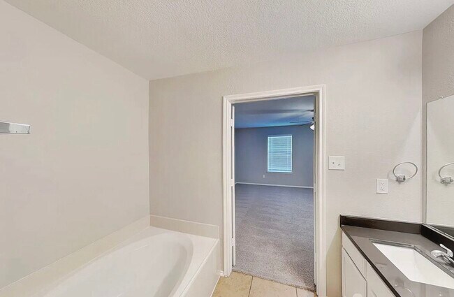 Building Photo - A Place to Settle In: Inviting 5-Bedroom Family Home