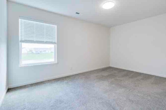 Building Photo - 1112 Colcester Ln