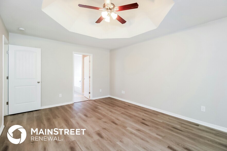 Building Photo - 4008 Beachcomber Dr