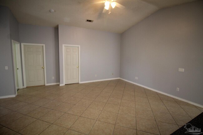 Building Photo - 354 Mizzen Ln
