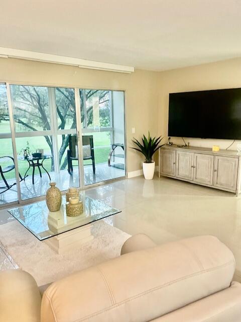 Building Photo - 1201 SW 128th Terrace